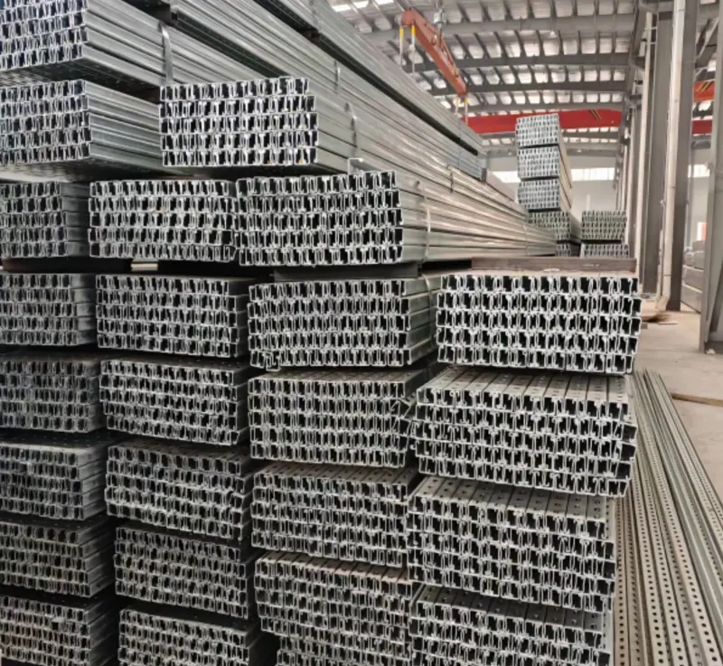 वैश्विक पीवी बूम: शुनचेन होंगये का उच्च-संक्षारण पीवी स्टील 30 से अधिक देशों को कवर करता है